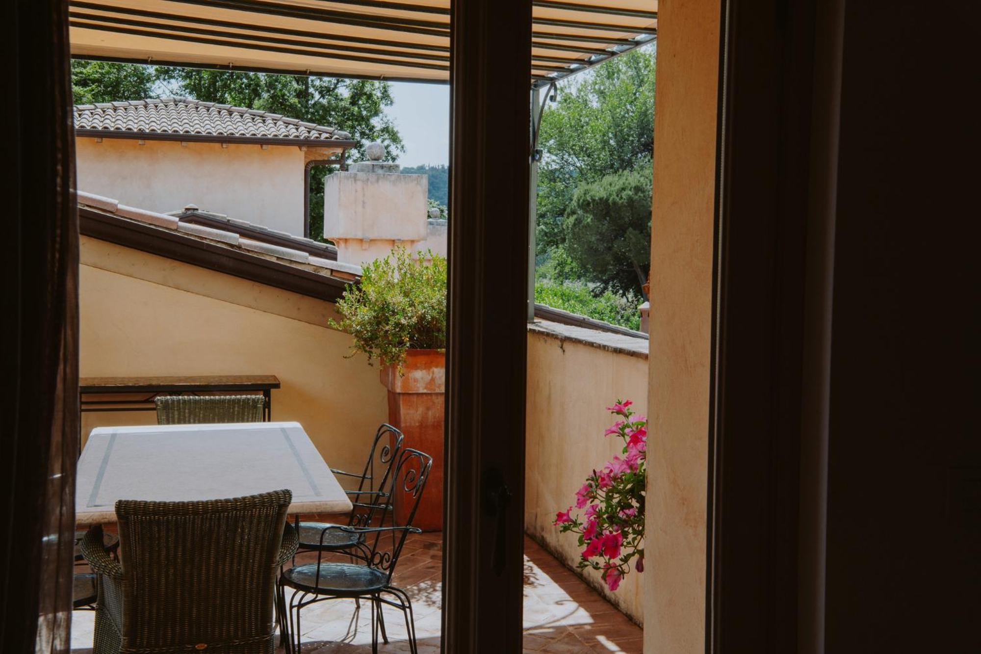Hostal Relais De Charme Le Videlle Raffa Exterior foto